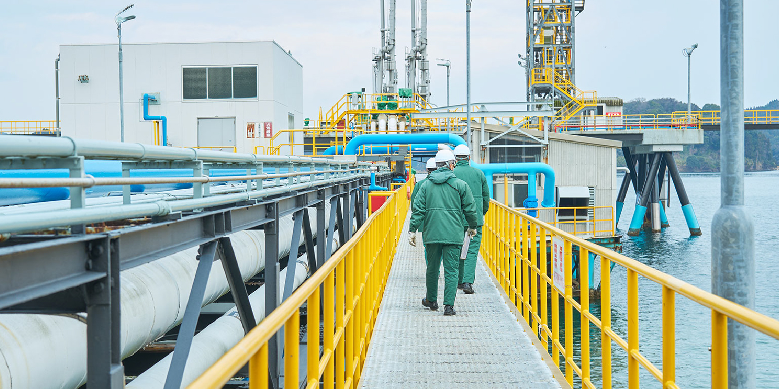 七尾ガスターミナル