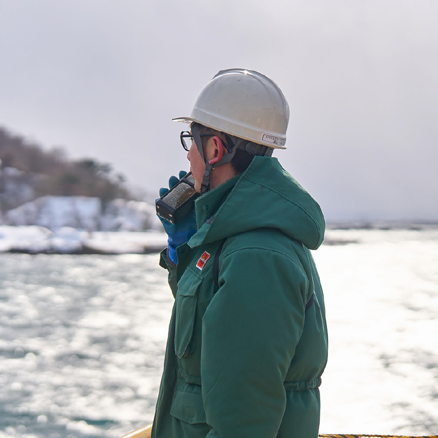 青森ガスターミナルのヒト