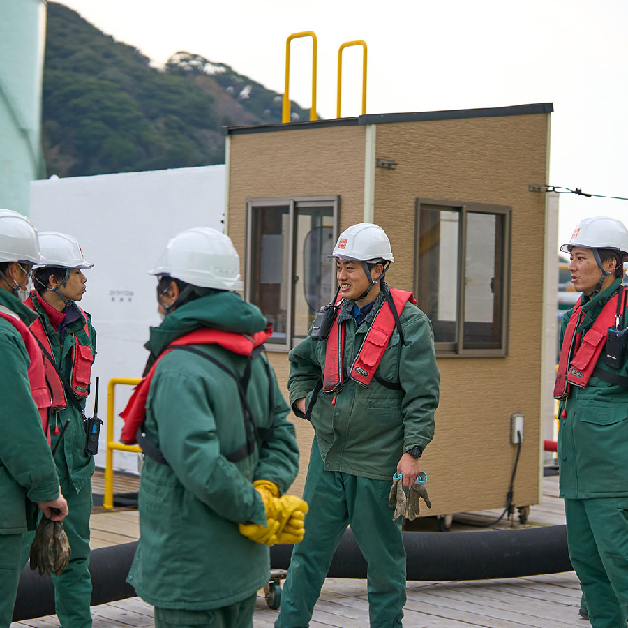 唐津ガスターミナルのヒト