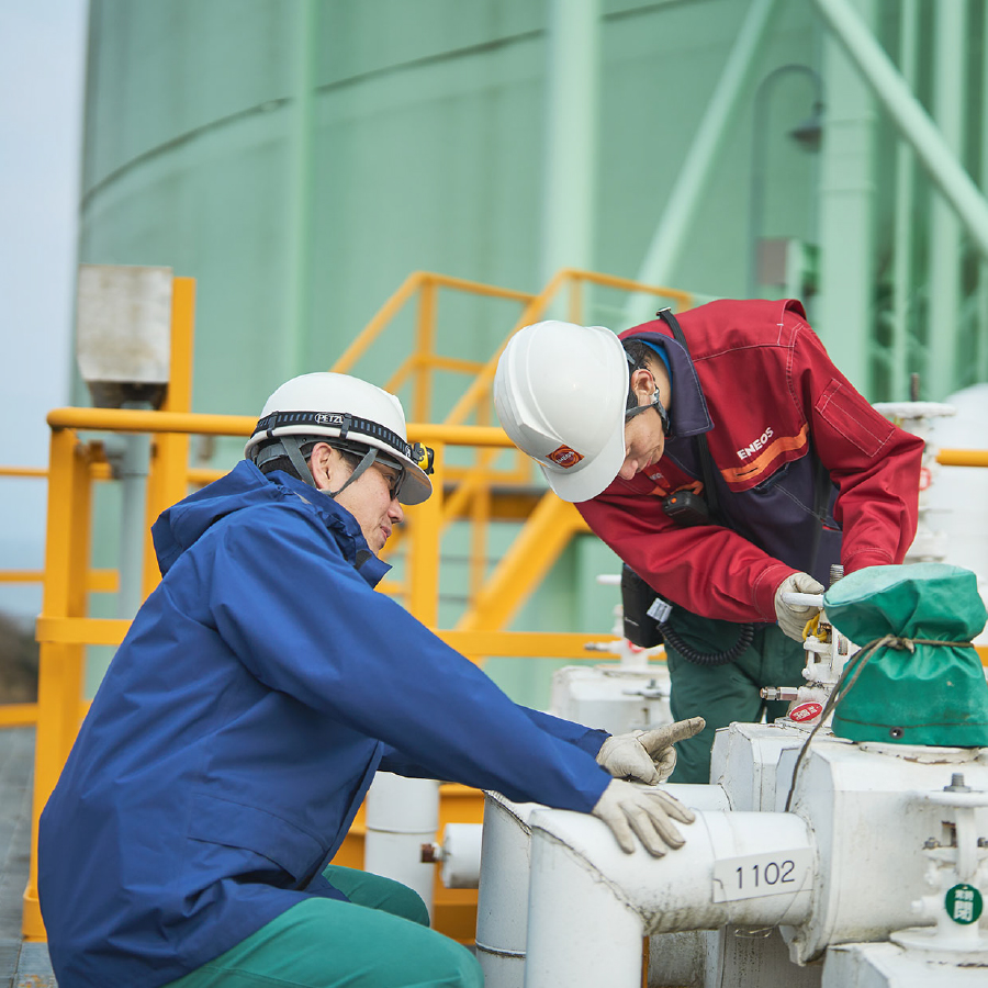 七尾ガスターミナルのヒト