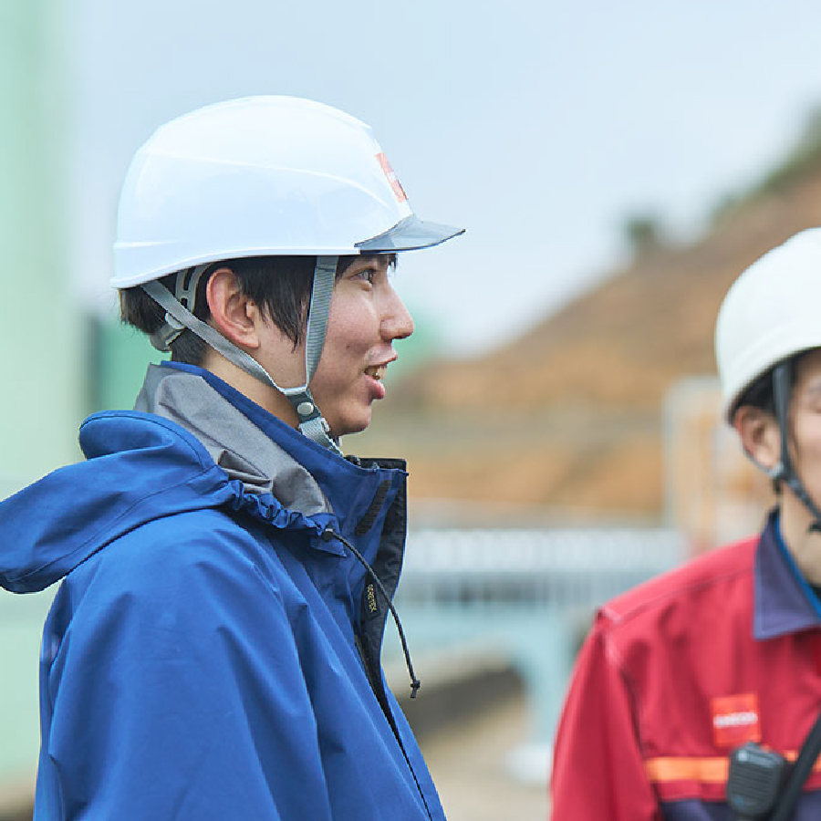 七尾ガスターミナルのヒト